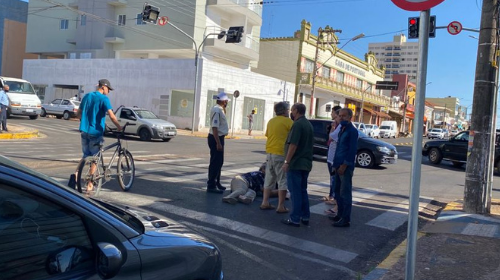 Atropelamento na avenida Tamoios deixa a via parcialmente interditada nesta quarta (1º)