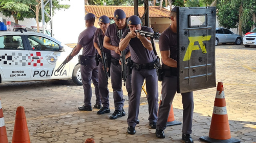 Força Tática de Tupã recebe treinamento de combate armado em área urbana