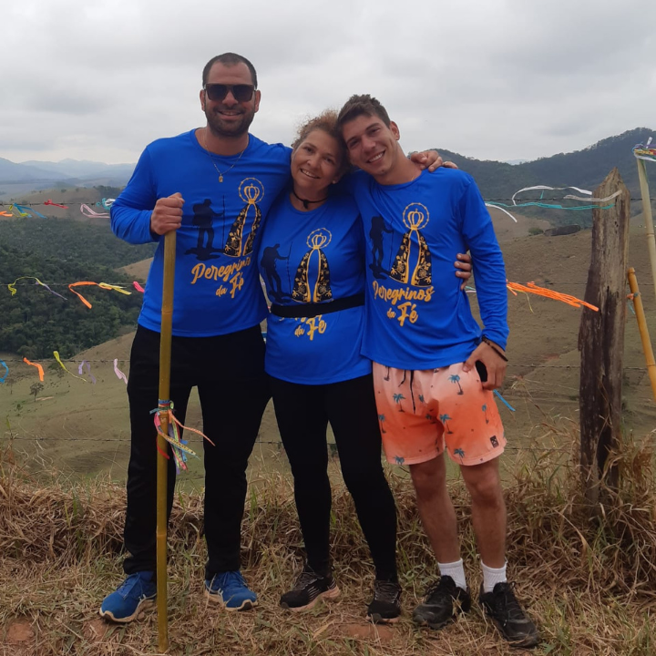 Após cura do Covid-19, tupãenses andam mais de 200 km até Aparecida em agradecimento