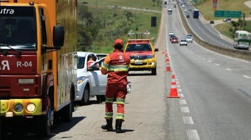 Alta dos combustíveis faz aumentar número de veículos com  pane seca  nas rodovias do centro-oeste paulista