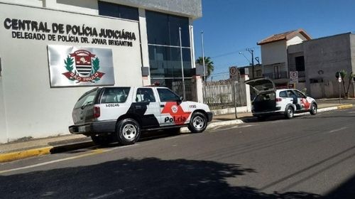 Homem é preso por furtar carne em supermercado de Bastos