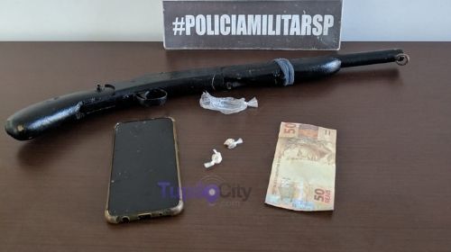 Ferido com um tiro na mão, garoto de 16 anos é detido com carabina em Tupã