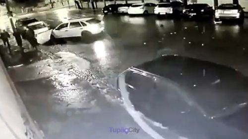 Motorista provoca acidente em Quatá e foge em seguida; veja no vídeo