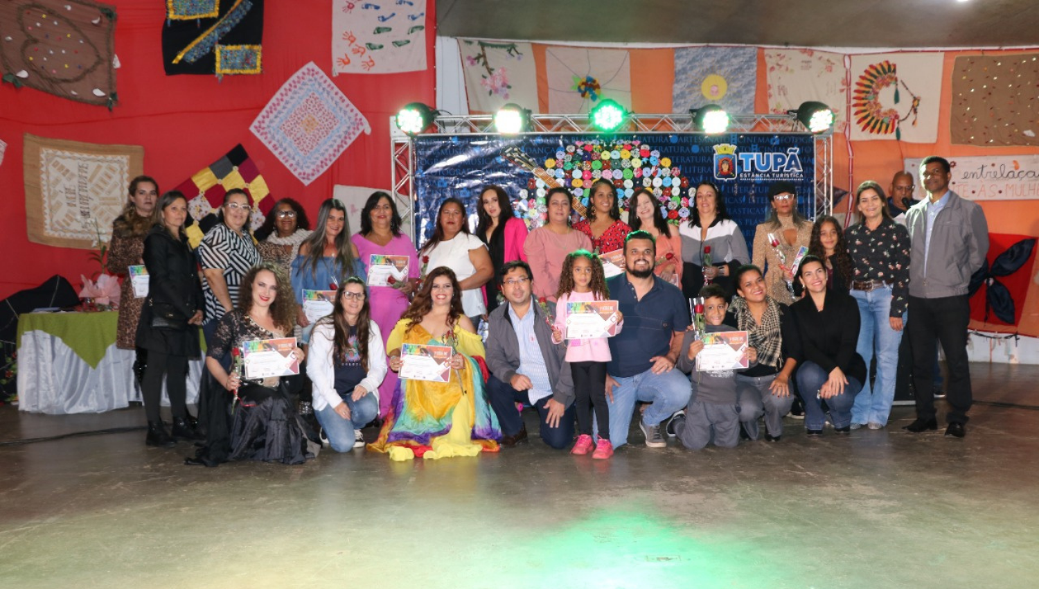 Desfile das Empregadas Doméstica foi destaque do Quinta com Arte