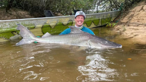 Fernando pratica a pesca esportiva há anos — Foto: Fernando Fabian/Arquivo Pessoal