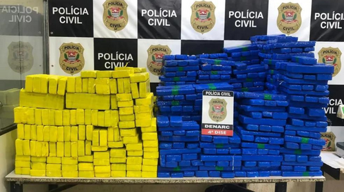 Polícia apreende 1 tonelada de maconha escondida dentro de carro de luxo em Marília