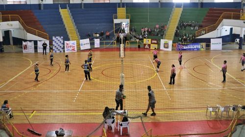 Liga de voleibol adaptado realiza etapa em Tupã