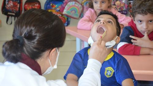 Dentistas da Atenção Básica realizam ações educativas na Semana da Saúde Bucal