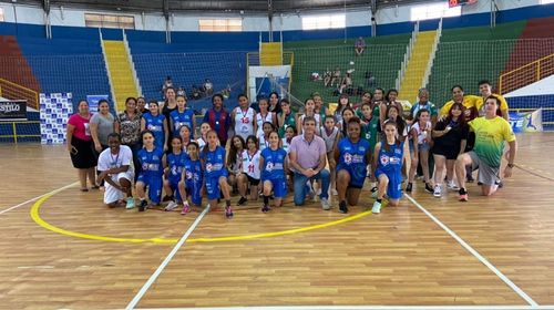 Torneio de basquete feminino reúne sete cidades do interior paulista