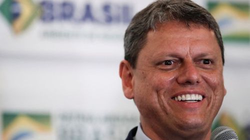 Tarcísio de Freitas vence disputa e é eleito governador de São Paulo
