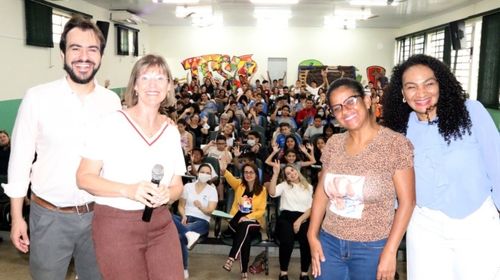 Pré-conferência do CMDCA reúne cerca de 200 pessoas para primeira etapa de debate