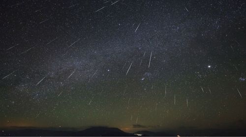 Chuva de meteoros Geminídeas poderá ser vista na noite desta terça-feira (13)