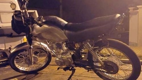 Moto é apreendida após condutor fugir de abordagem da PM no Parque do Atleta