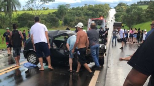 Acidente em Iacanga (SP) deixou criança morta e outros cinco feridos — Foto: Arquivo pessoal