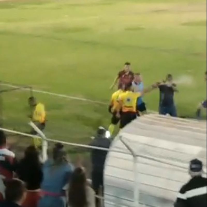 Rodada do Amador é suspensa após confusão; árbitros chegaram a usar spray de pimenta
