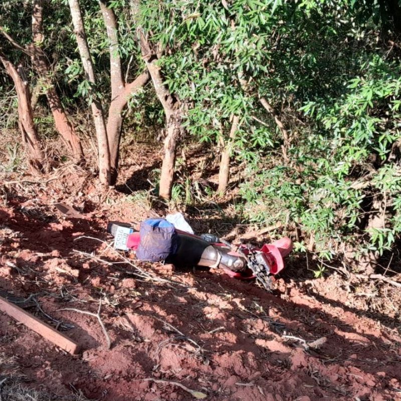 Morador de Tupã morre em acidente de moto em vicinal de acesso a Arco-Íris