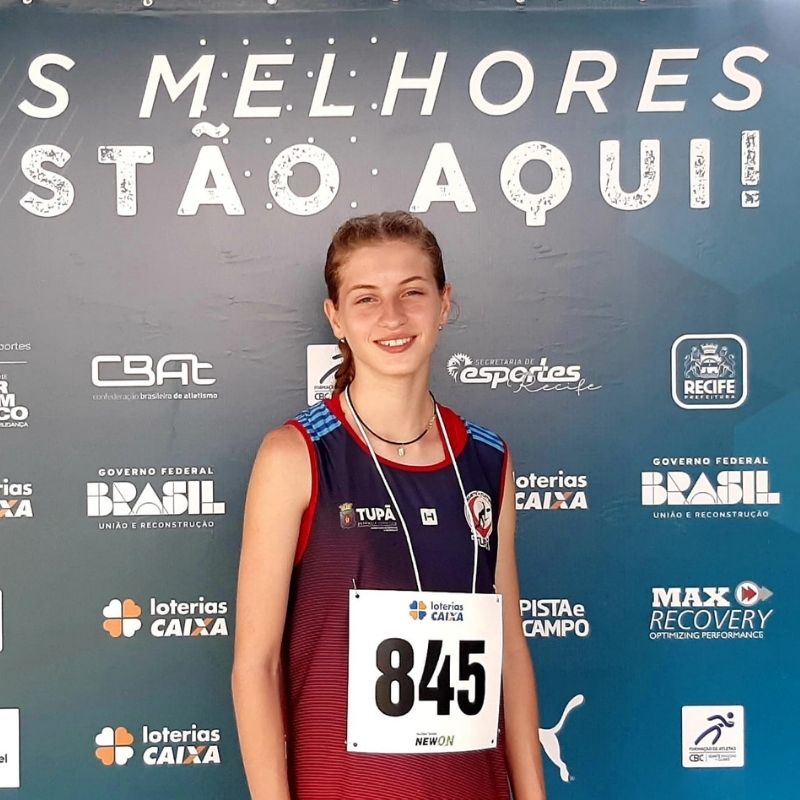 Tupãense Angelina Guimarães, de 14 anos, conquista medalha de prata no Campeonato Brasileiro de Atletismo em Recife