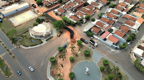 Bairros de Queiroz são recapeados após instalação de galerias de águas pluviais