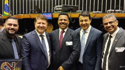 Representantes de Tupã participam de sessão na Câmara dos Deputados em comemoração ao centenário da Igreja do Evangelho Quadrangular