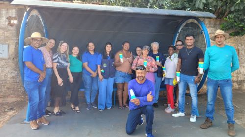 Governo Municipal de Queiroz entrega protetor solar para servidores