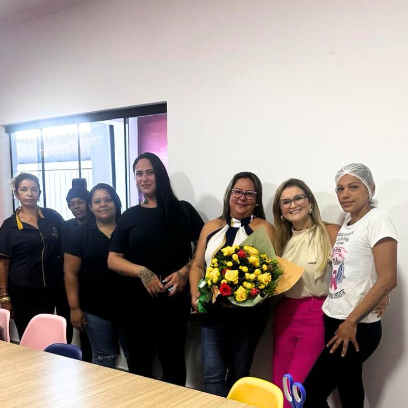 Equipe do Recanto Motel recebe orientações sobre combate à violência contra a mulher
