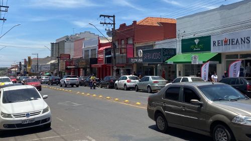 Lojas do comércio de Tupã poderão abrir no feriado deste sábado