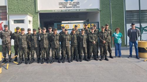 Atiradores do Tiro de Guerra de Tupã recebem capacitação para combate a incêndios em mato