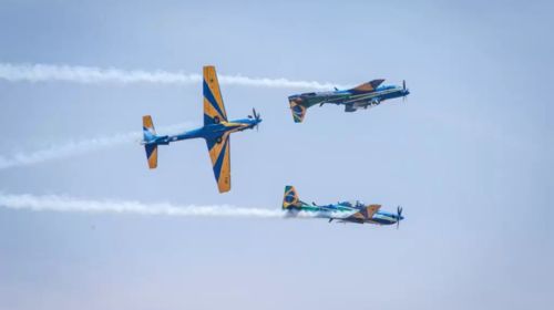 Esquadrilha da Fumaça: Tupã terá show aéreo com sete aviões e acrobacias