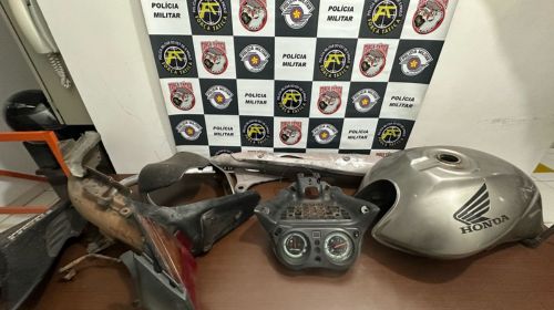 Peças de moto furtada são achadas em oficina de Tupã