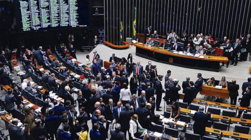 Câmara aprova projeto que amplia número de deputados federais