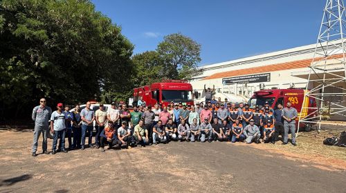 Defesa Civil finaliza treinamento de combate a incêndios