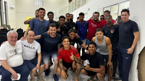 Prefeito e secretários de Tupã vão ajudar a pagar salários atrasados de jogadores do Tupã FC