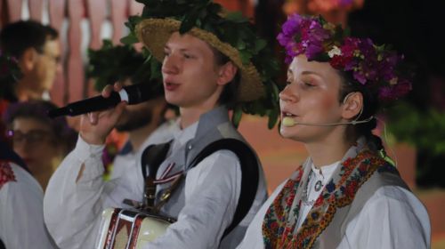 Festa Līgo em Varpa: o que é, de onde vem e por que essa tradição merece ser celebrada