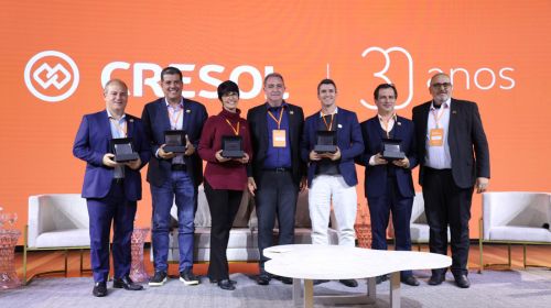Cresol celebra 30 anos destacando o protagonismo do cooperativismo no país