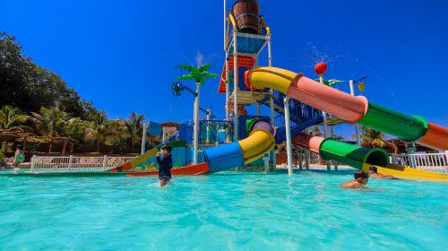 Eco Thermas celebra 8 anos com costelada especial e programação de férias