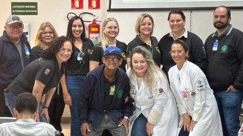 Setor de Zoonoses fala sobre riscos de acidentes com escorpião à equipe do AME