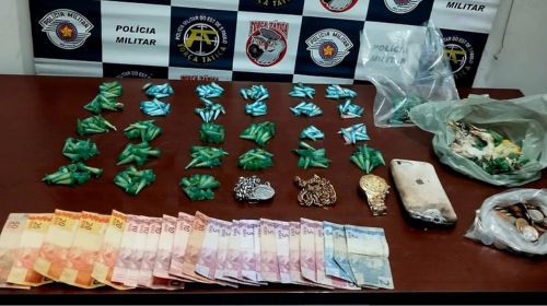 Operação da Força Tática em Tupã resulta na apreensão de adolescente e mais de 250 porções de drogas
