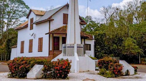Varpa celebra 103 anos com festa especial na Praça do Obelisco