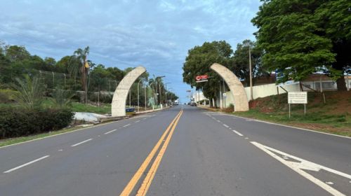 Portal de entrada de Tupã tem obras interrompidas; acesso principal volta a funcionar normalmente