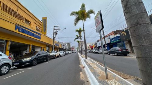 Comércio de Tupã terá horário especial neste fim de semana; feriado do dia 15 será facultativo