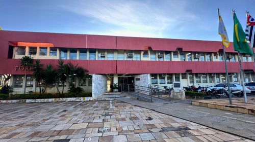 Fórum de Tupã abre vagas e recebe currículos por e-mail; confira quem pode se candidatar