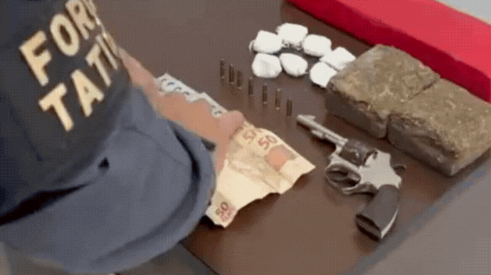 Gaeco e Polícia Militar de Tupã apreendem drogas e arma durante operação