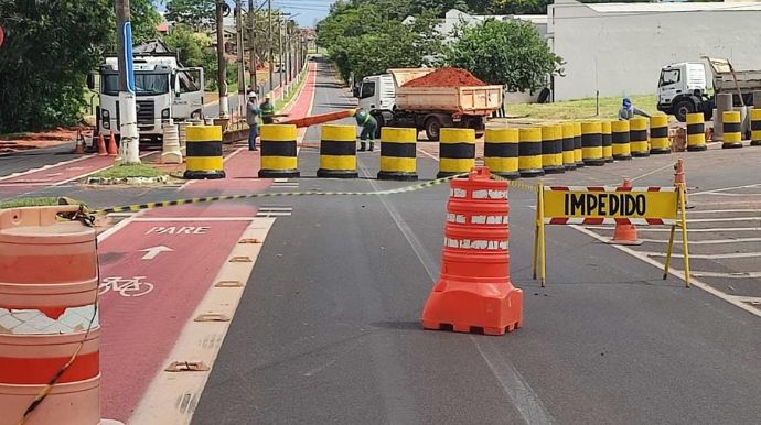 Construção de rotatória ao Reserva Tupã é retomada