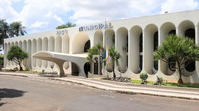 Reajuste dos servidores em Tupã inclui aumento no auxílio-alimentação e pagamento retroativo