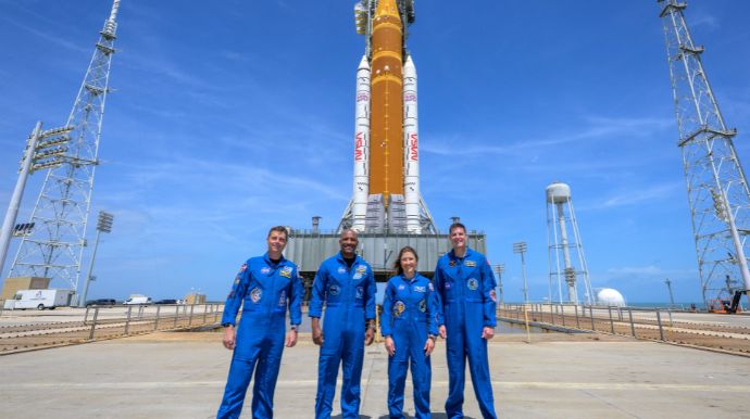 Após mais de 50 anos, Nasa lança primeiro voo tripulado ao redor da Lua com a missão Artemis II