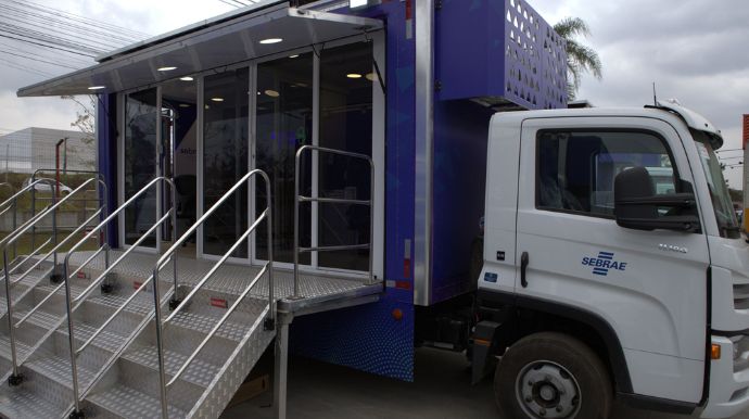 Sebrae Móvel faz plantão gratuito em Tupã para ajudar MEIs a regularizar pendências