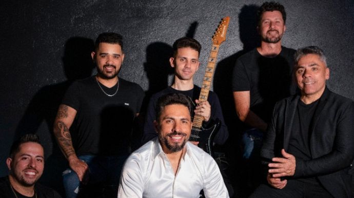 Queiroz promove jantar em homenagem aos trabalhadores com shows e cardápio especial