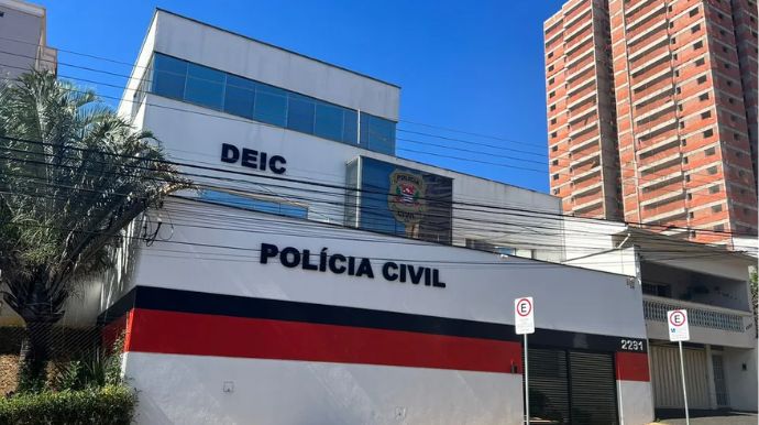 Filho é detido no velório após matar mãe em Santa Maria da Serra