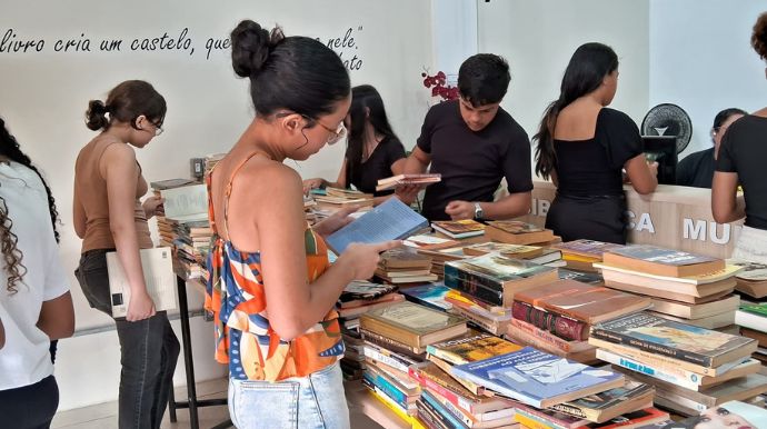 Feira de Troca de Livros encerra amanhã e movimenta leitores em Tupã