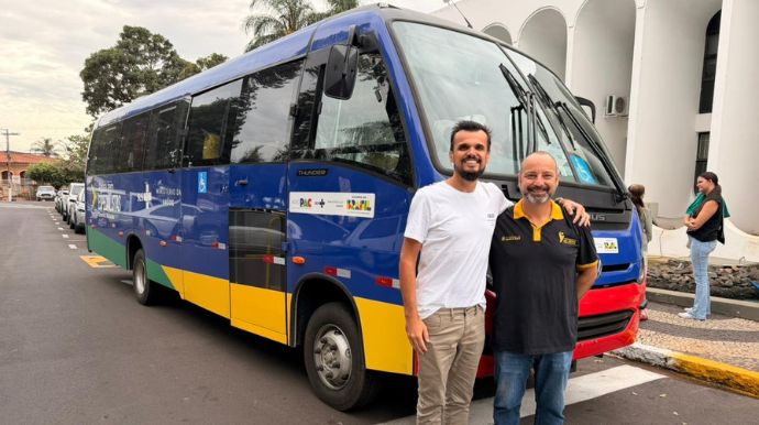 Ônibus com wi-fi e ar-condicionado passa a transportar pacientes de Tupã para Marília